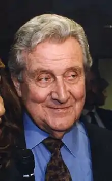Macnee