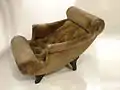 Knieschwimmer-Fauteuil, entworfen von Adolf Loos