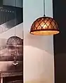 Lampe Haus Steiner in Barcelona/Madrid 2017/18 (im Hintergrund historisches Originalfoto)
