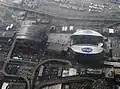 Links der T-Mobile Park mit geschlossenem Dach und rechts das Lumen Field der Seattle Seahawks (März 2009)
