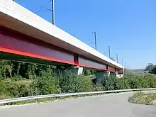 Brücke des LGV Rhin-Rhône über den Fluss Rupt im Nordwesten der Gemeinde Aibre