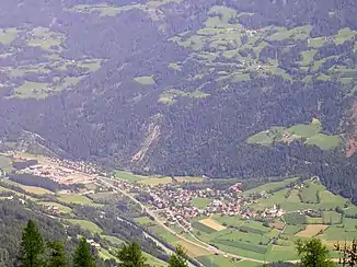 Ainet gesehen vom Bösen Weiberle