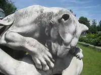Gruppe 6, (Panther, einer Gazelle auf den Rücken springend)