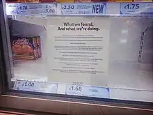 Aushang an einer Tesco-Theke nach Bekanntwerden des Skandals
