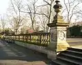Balustrade und Terrasse des früheren Schlosses