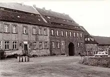 Der Wirtschaftshof des Gutes um 1980