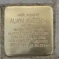 Alwin Knötsch vor der Herderstraße&nbsp;24