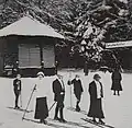 Skifahrer an der Leopoldshütte um 1911
