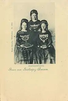Amrumer Tracht auf einer Postkarte um 1900