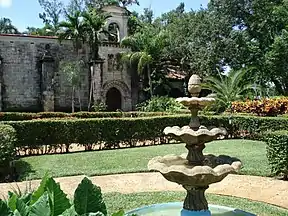 Kloster und Park