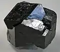 Schwarzer Melanit aus der Region Kayes, Mali (Größe: 5,5 cm × 5,5 cm × 4,5 cm)