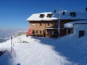 Die Alpenrosenhütte der Sektion Schorndorf im Winter 2017/2018