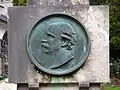 Bronzerelief, Grabmal von Anton Hansch auf dem Petersfriedhof Salzburg.