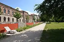 Archivpark – Holzliegen