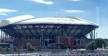 Außenansicht des Stadions (September 2016)