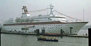 Astor 1983 an der Überseebrücke in Hamburg
