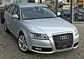 Mit großem Kühlergrill: Audi A6, 2004