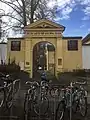 Eingangsportal zum Friedhof an der Haunstetter Straße