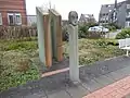 Dominikus Witte: Skulptur Aus der Enge befreit (im Eingangsbereich des St.-Annen-Stiftes)