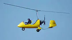 Ein AutoGyro MT-03 im Flug