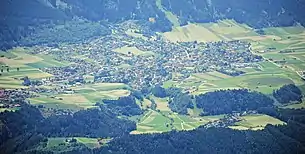 Axams von Nordosten (Vordere Brandjochspitze) gesehen