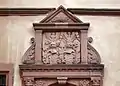 Wappen am Hauptportal