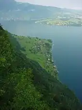 Blick vom Bürgenstock auf Kehrsiten am Vierwaldstättersee