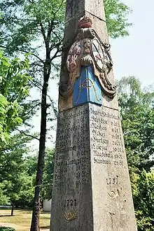 Wappen und Entfernungsangaben (2)