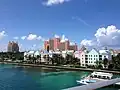 Private Wohnanlage im Süden der Insel, im Hintergrund der Atlantis-Komplex