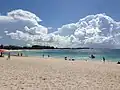 Paradise Beach mit westlichem Ausläufer im Hintergrund