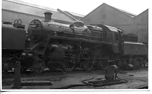 BR-Standardklasse 3 2-6-0 77000 vor den Darlington Works am 22. März 1959. Diese Lokomotive wurde dann nach Hull (Springhead) MPD (Schuppen 53C) gebracht.