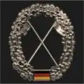 Barettabzeichen und Barettfarbe