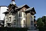Villa, Dorrekheim