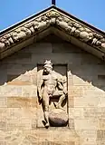 Merkur, Giebelrelief