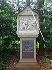V. Station Simon von Cyrene hilft Jesus das Kreuz zu tragen