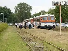 Die 160 Fahrgäste aus Bielefeld und Gütersloh reisen danach über die TWE-Strecke mit der Osning-Bahn zum 40. "Fest der 1.000 Fackeln" nach Bad Laer.