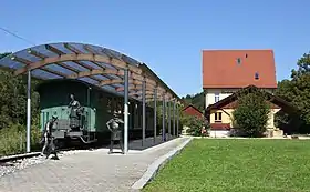 Eisenbahn-Denkmal am Bahnhof