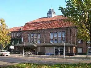 Empfangsgebäude