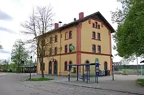 Empfangsgebäude