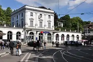 Bahnhofsgebäude Stadelhofen