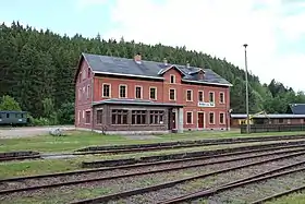Empfangsgebäude, Normalspurseite (2015)