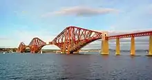 „Forth-Eisenbahnbrücke“ bei Edinburgh