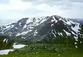 Blick vom östlich benachbarten An Riabhachan über den Bealach a’ Bholla zum Massiv des An Socach