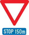 B7: Halt! Vorfahrt gewähren! (in 150&nbsp;m)