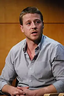 Benjamin McKenzie spielte Ryan Francis Atwood