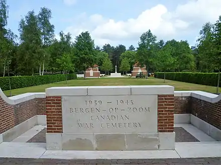 Kanadischer Soldatenfriedhof in Bergen op Zoom (Commonwealth War Graves Commission)