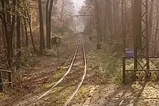 Haltestelle Friedrichshammer. Benannt nach einem ehemaligen Schmiedehammer.
