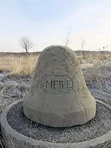 Viertelmeilenstein an der B&nbsp;2 bei Bergisdorf