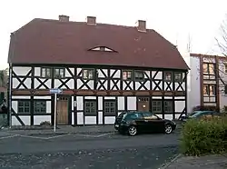 Das Kantorhaus von der Tuchmacherstraße gesehen