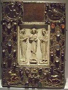 Vorderer Einbanddeckel des „Kostbaren Bernwardevangeliars“